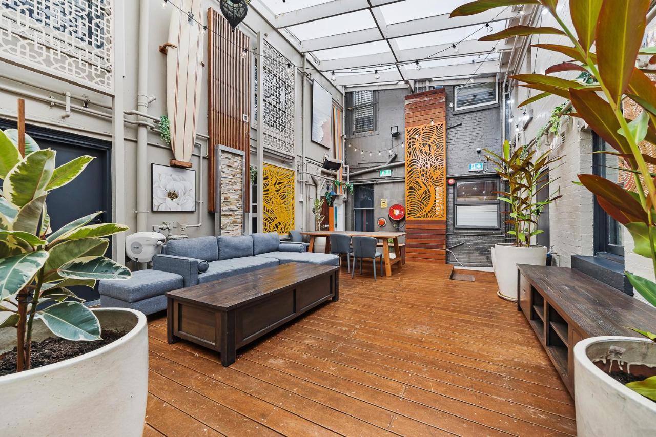 Ostello London Plane Backpackers Sydney Esterno foto